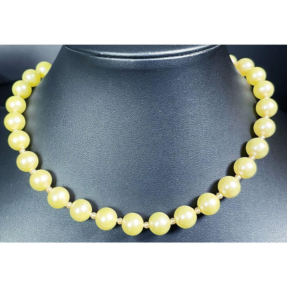 Vintage Hollywood Glamor Simulated Pearl Choker Collar Necklace 15in